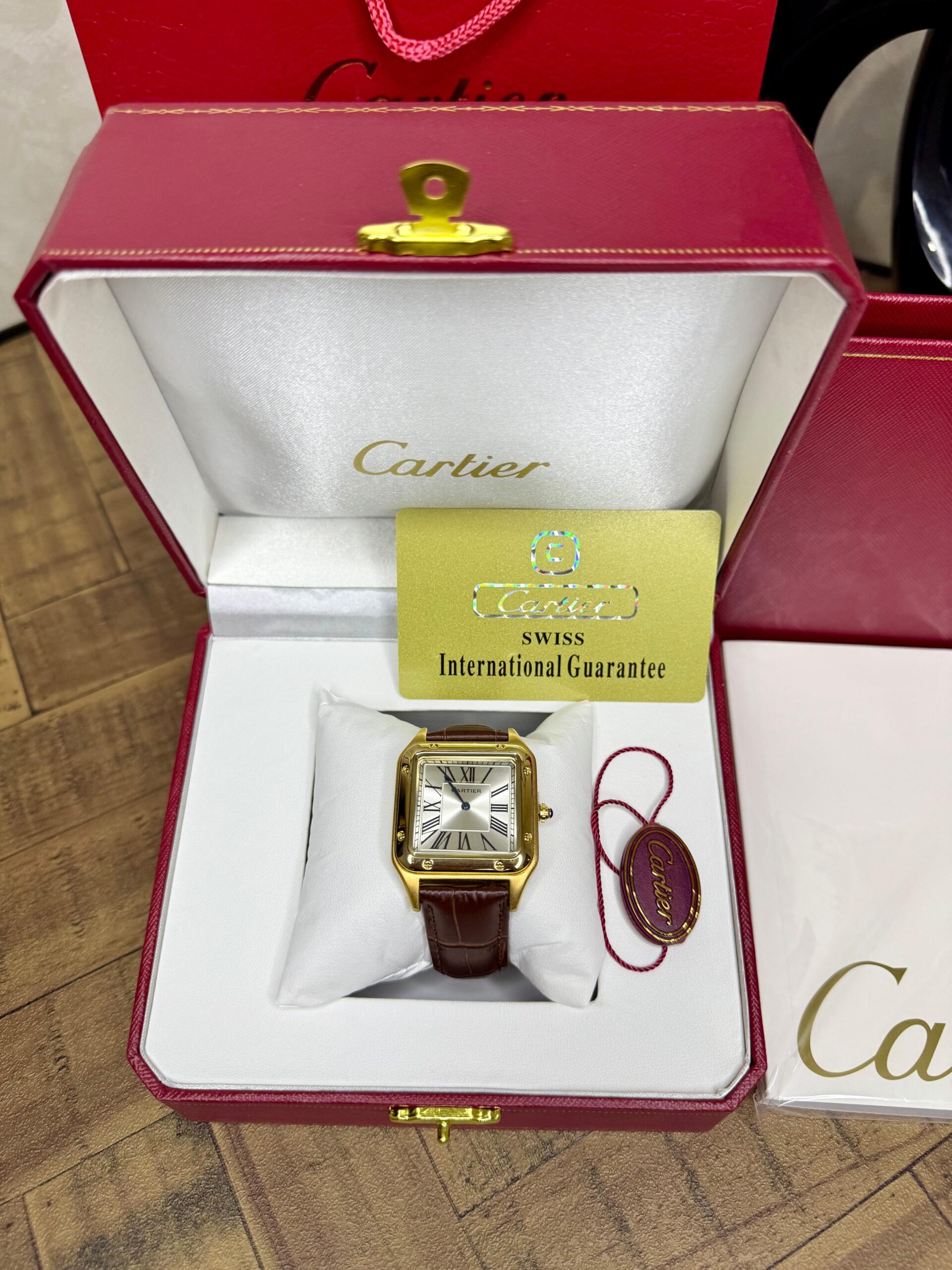 Montre Cartier Cuir Avec Packaging Complet – Image 2