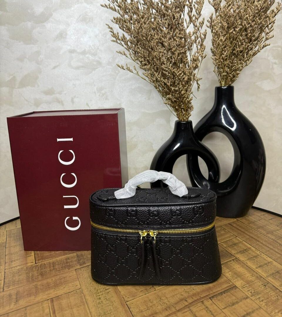 Sac Gucci Emblem petit format en cuir