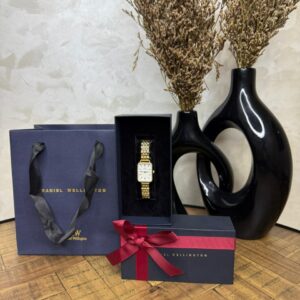 Montre DW Femme Avec Packaging Complet